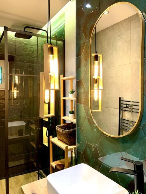 Апартаменты Heart Of The City - Modern Studio With Balcony Бухарест Экстерьер фото